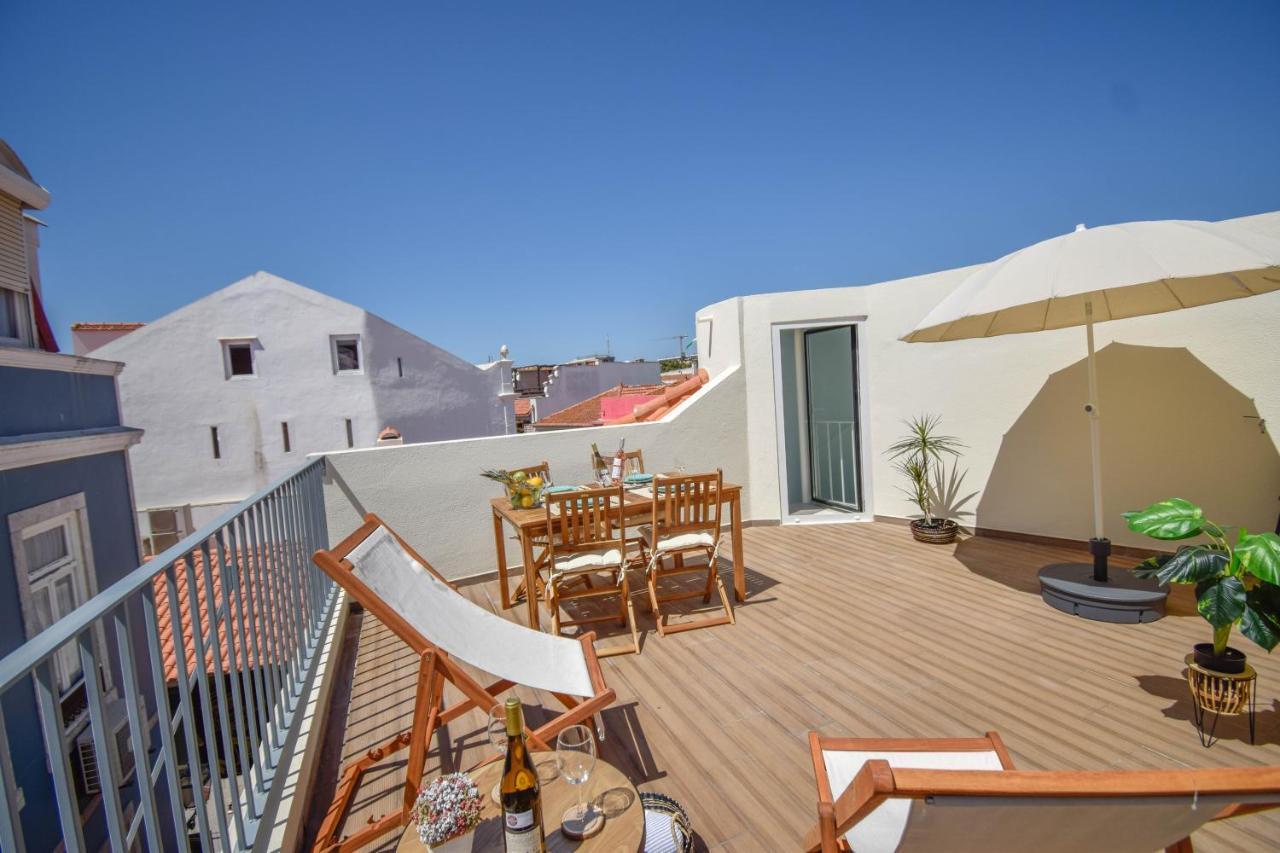 Central & Stylish 2 Bedroom Apartment W/ Balcony Cascais Exterior photo