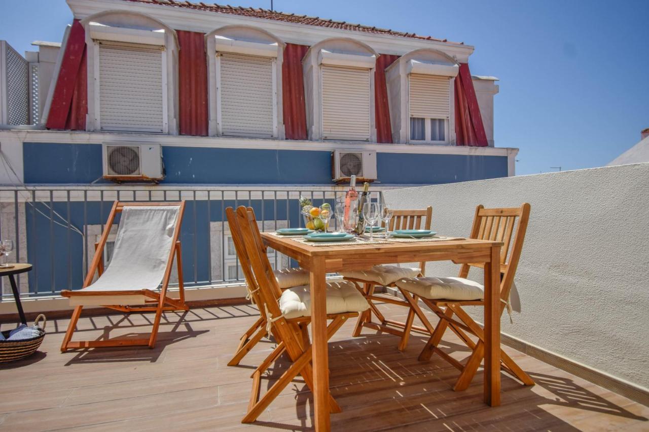 Central & Stylish 2 Bedroom Apartment W/ Balcony Cascais Exterior photo